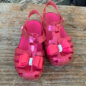 Girls crocs sandals